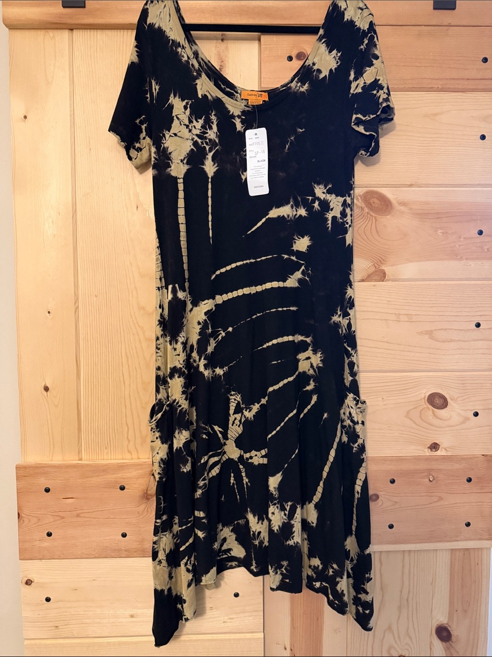 Sakkas Black & Olive Tie-Dye V-Neck Short Sleeve Dress